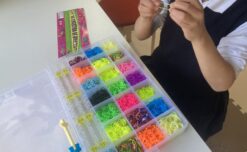 かわいくアクセサリー作り【姶良市の放課後等デイサービス】
